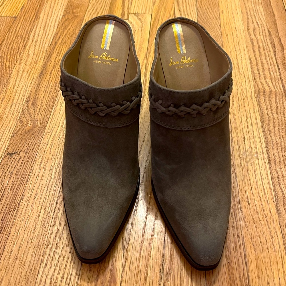 Western Olive Mule - Picture 3 of 9